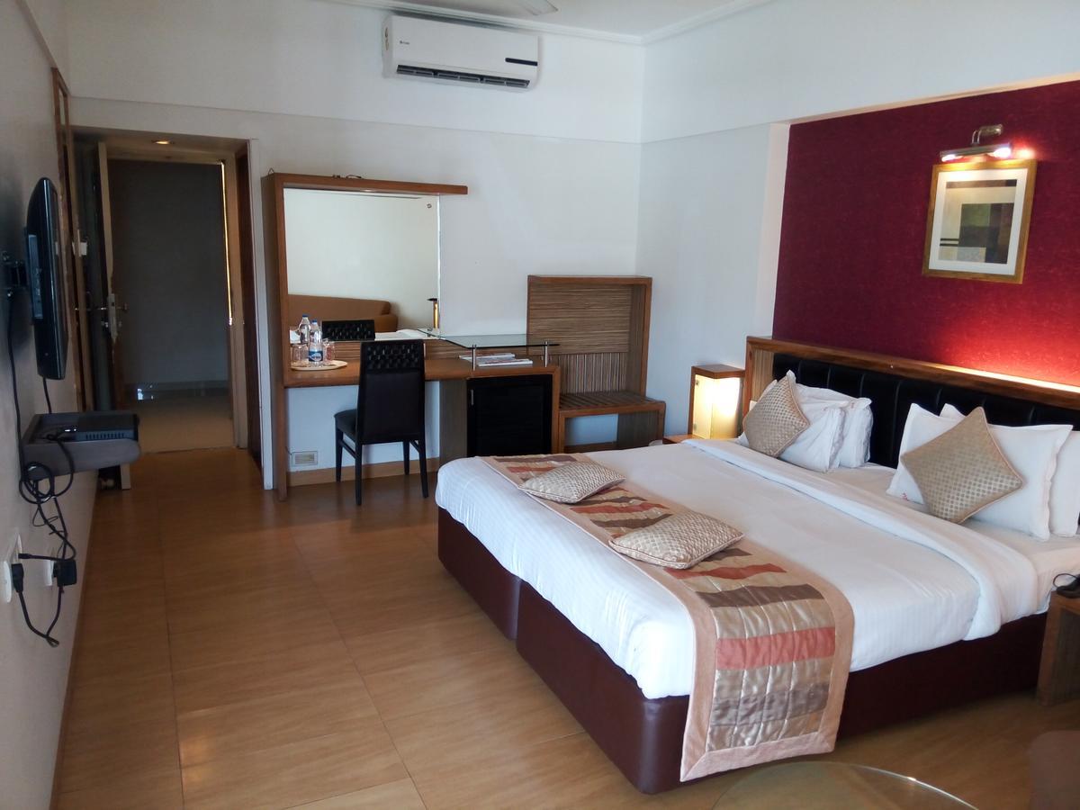 Hotel Miramar Daman Ngoại thất bức ảnh
